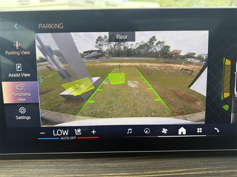 Used 2025 BMW X5 xDrive40i image 32