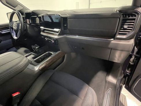 Used 2023 GMC Sierra 1500 Elevation w/ Preferred Package image 31