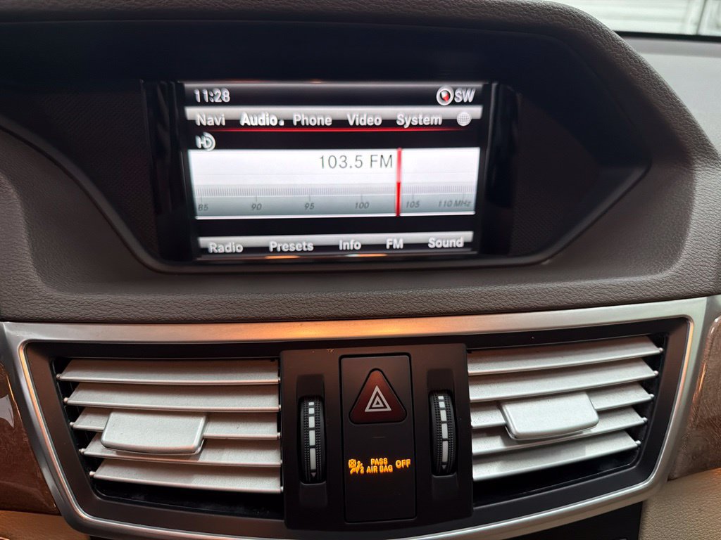 Used 2013 Mercedes-Benz E 350 Sedan image 15