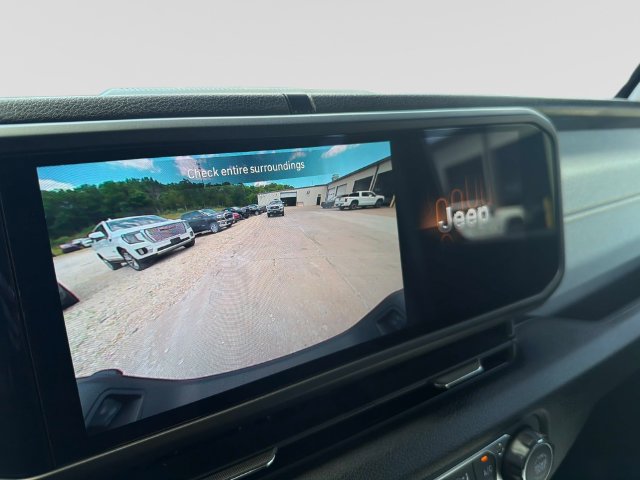 New 2026 Jeep Gladiator Sport AWD/4WD image 21