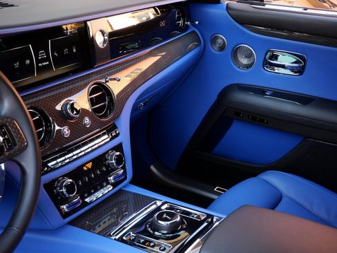 Used 2023 Rolls-Royce Ghost Black Badge w/ Black Badge Ghost Package image 25