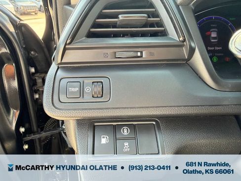 Used 2019 Honda Insight EX image 26