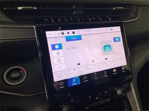 Certified 2025 Jeep Grand Cherokee L Overland w/ Advanced Protech Group III image 8