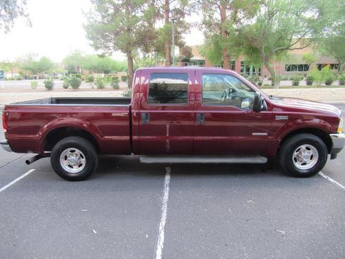 Used 2004 Ford F250 Lariat RWD image 5