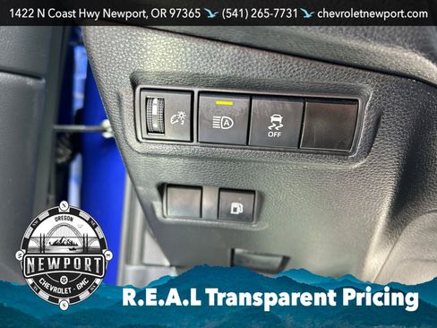 Used 2024 Toyota Corolla Cross AWD Hybrid image 14
