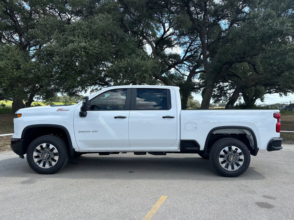 New 2026 Chevrolet Silverado 2500 Custom w/ Custom Value Package AWD/4WD image 8