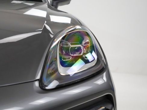 Certified 2023 Porsche Cayenne image 7