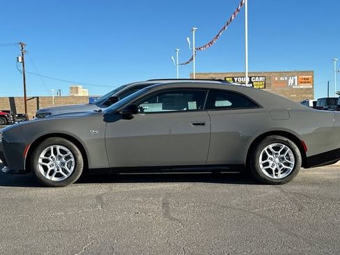 New 2025 Dodge Charger Daytona R/T w/ Sun & Sound Package AWD/4WD image 6