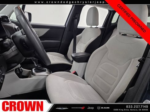 Certified 2022 Jeep Renegade Latitude AWD/4WD image 19