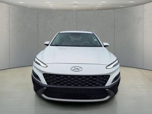 Used 2023 Hyundai Kona SE w/ Cargo Package FWD image 8