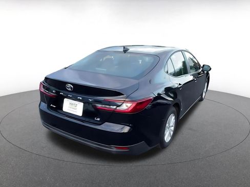 Used 2025 Toyota Camry LE image 14
