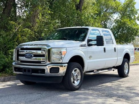 Used 2016 Ford F250 XLT AWD/4WD image 2