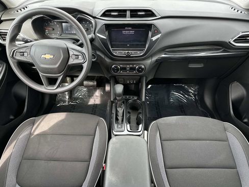 Certified 2023 Chevrolet TrailBlazer LT w/ Convenience Package AWD/4WD image 12