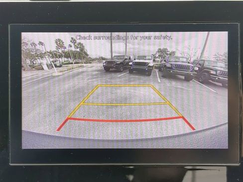 Used 2022 Hyundai Santa Cruz SEL image 23