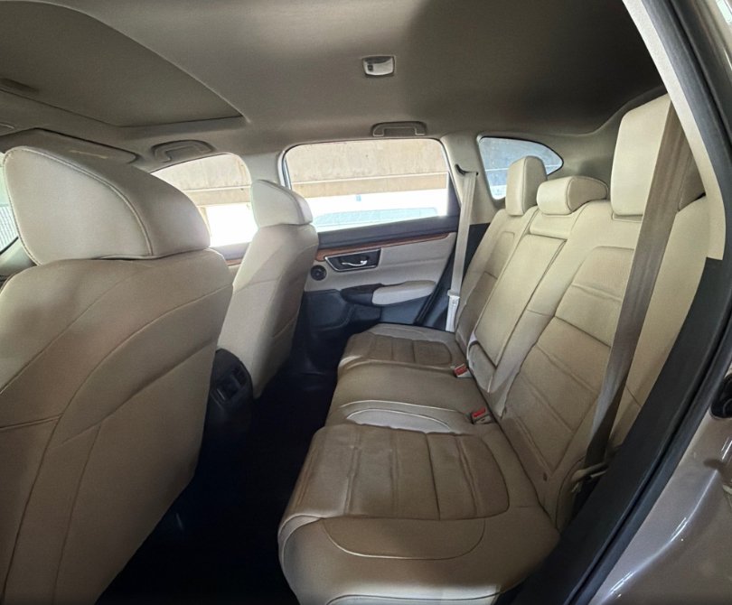 Used 2017 Honda CR-V EX-L image 9