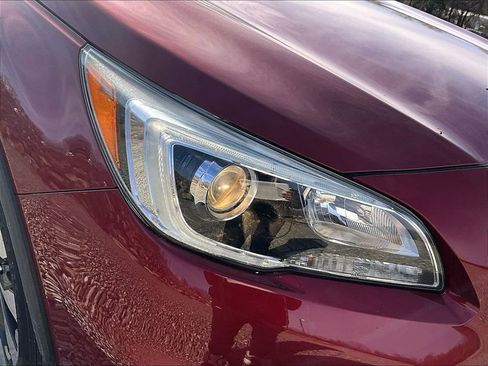 Used 2016 Subaru Outback 2.5i Limited image 27