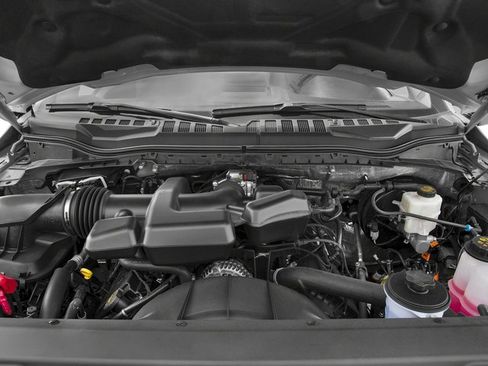 Used 2017 Ford F250 XLT w/ XLT Value Package AWD/4WD image 13