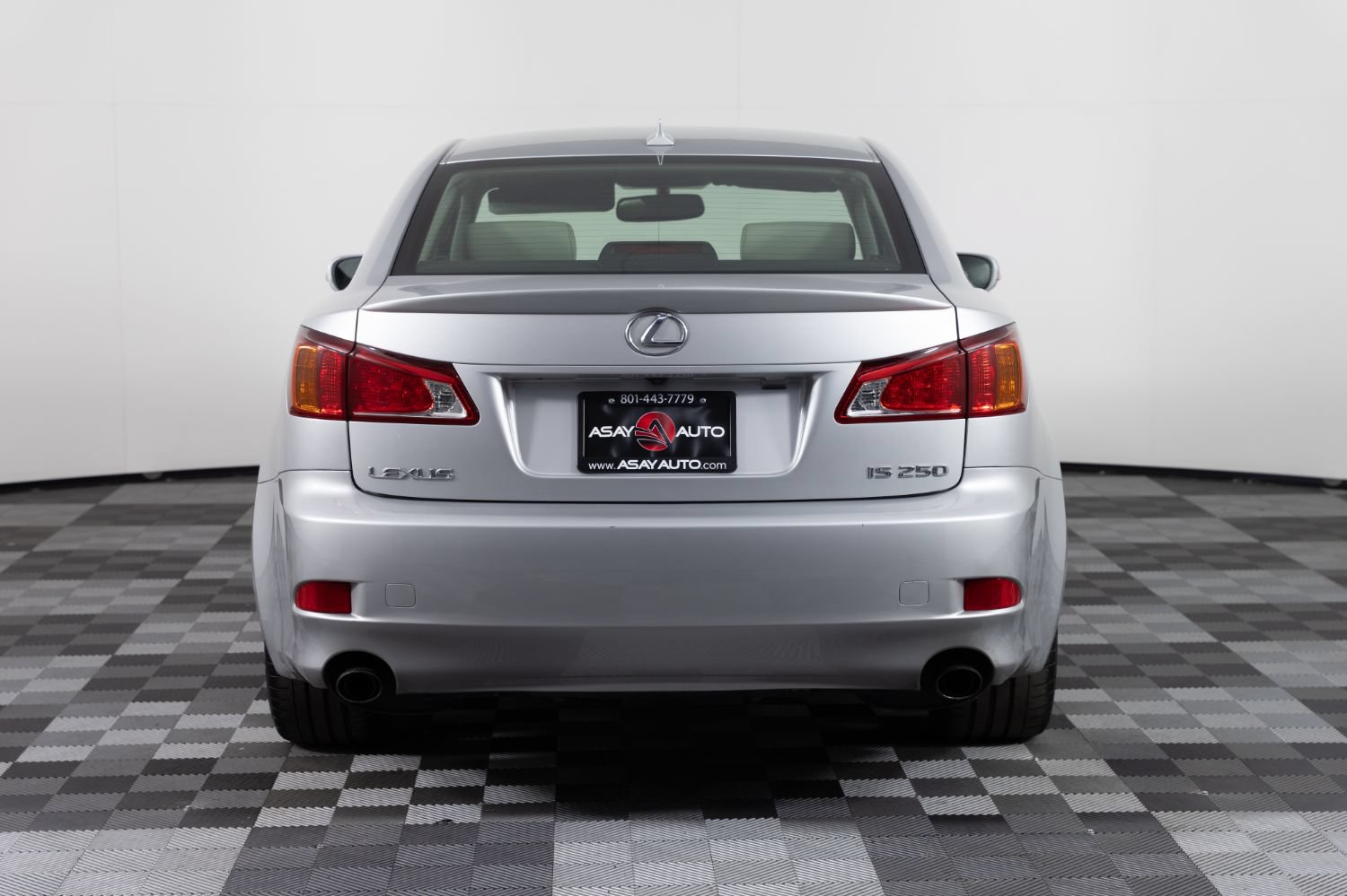 Used 2010 Lexus IS 250 w/ Premium Pkg Value Edition RWD image 6