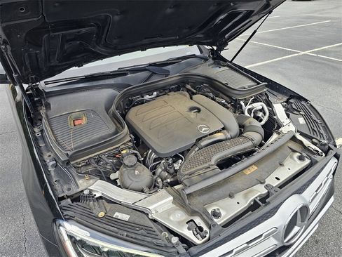 Used 2022 Mercedes-Benz GLC 300 image 27