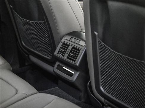 Certified 2025 Audi Q5 Premium w/ Convenience Package AWD/4WD image 18