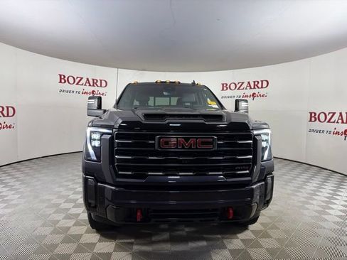 Used 2024 GMC Sierra 2500 AT4 w/ AT4 Premium Plus Package AWD/4WD image 2