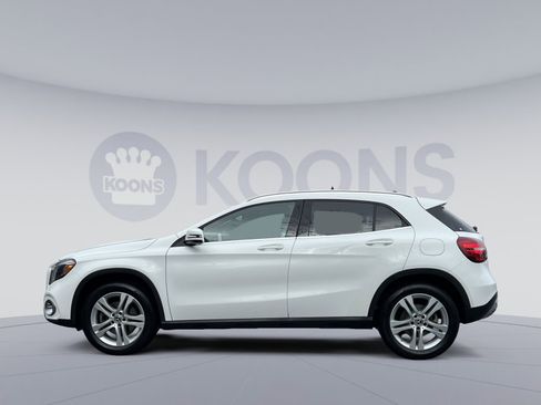 Used 2020 Mercedes-Benz GLA 250 4MATIC image 2