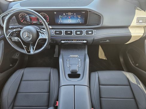 Used 2025 Mercedes-Benz GLE 450 4MATIC image 26