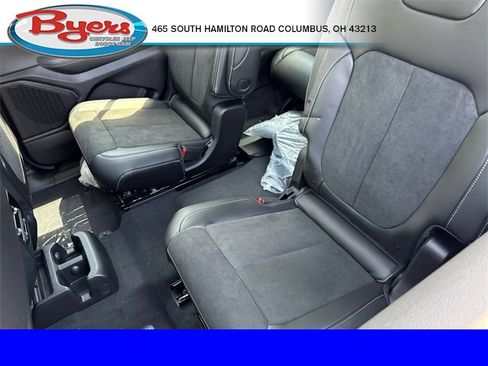 New 2025 Jeep Grand Cherokee L Altitude image 29