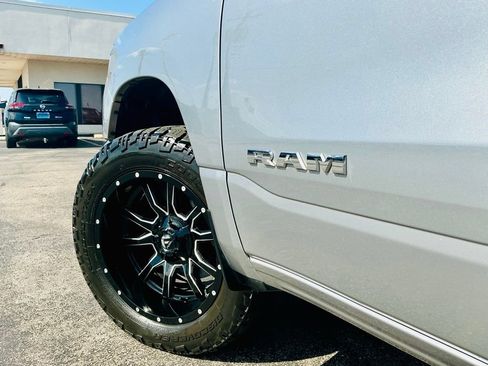 Used 2023 RAM 1500 Big Horn AWD/4WD image 38