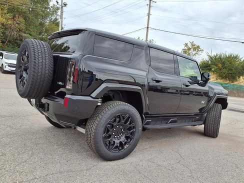 New 2026 GMC Hummer EV SUV image 30