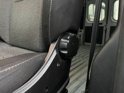 Used 2023 RAM ProMaster 2500 FWD image 13