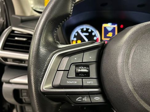 Used 2022 Subaru Forester Premium image 13