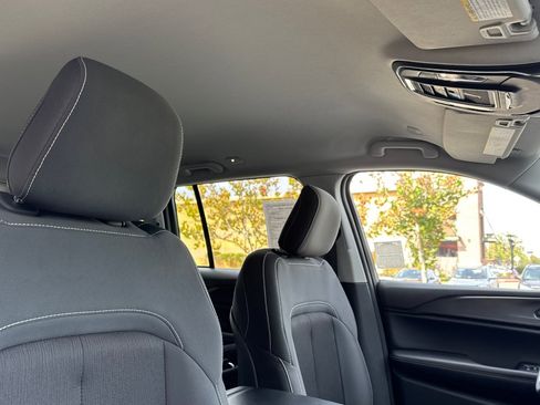 Used 2023 Jeep Grand Cherokee Laredo image 19