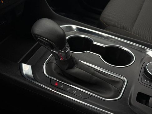 Used 2021 Chevrolet Traverse LT w/ LPO, Blackout Package image 23