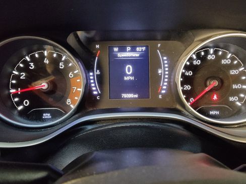 Used 2019 Jeep Compass Latitude image 23