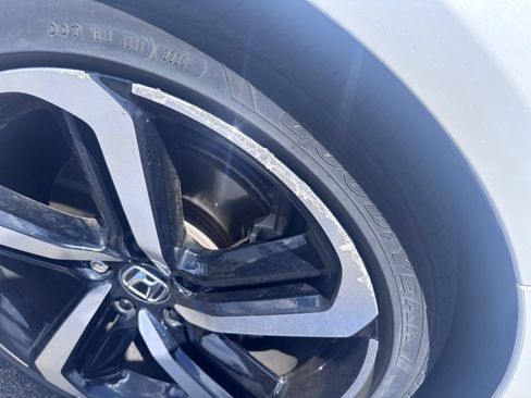 Used 2018 Honda Accord Sport image 4