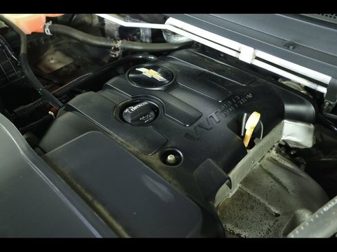 Used 2018 Chevrolet Colorado W/T w/ WT Convenience Package RWD image 17