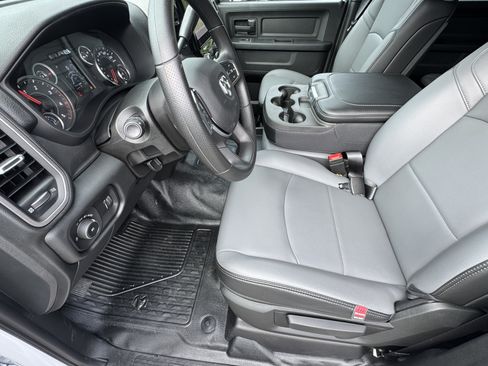 New 2026 RAM 4500 Tradesman w/ Chrome Appearance Group AWD/4WD image 9