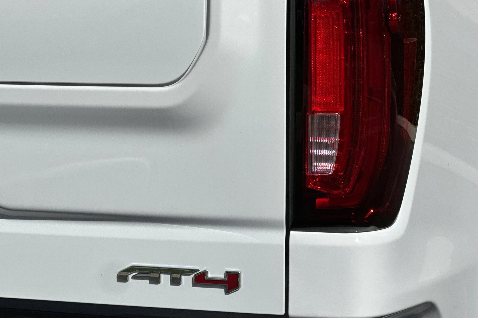 Certified 2025 GMC Sierra 1500 AT4 AWD/4WD image 27