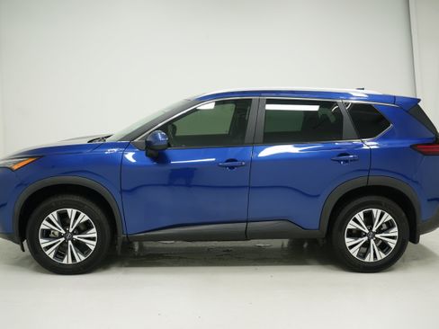 Used 2023 Nissan Rogue SV w/ SV Premium B Package FWD image 7