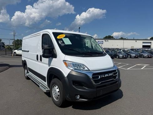 Used 2025 RAM ProMaster 2500 w/ U-Haul Equipment Group FWD image 4