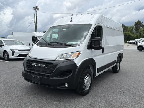 New 2026 RAM ProMaster 2500 w/ Safety Group FWD image 3
