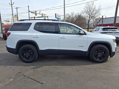 Used 2023 GMC Acadia AT4 w/ Technology Package image 6