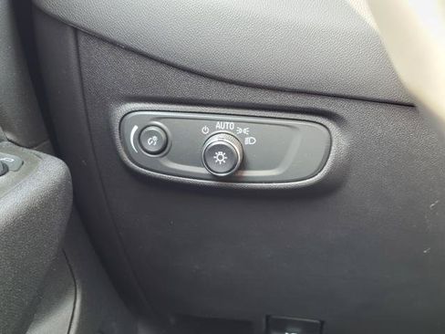 Used 2024 Chevrolet Equinox LT w/ LPO, Floor Liner Package AWD/4WD image 12