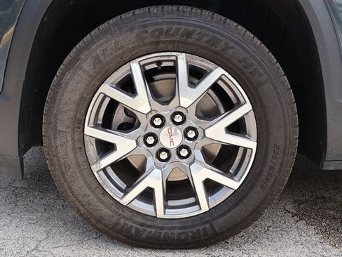 Used 2020 GMC Acadia SLT w/ Driver Alert Package II FWD image 27