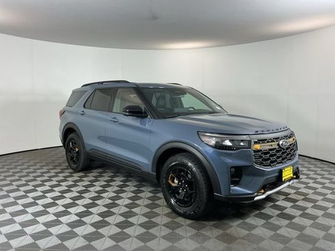 Used 2026 Ford Explorer Tremor w/ Tremor Ultimate Package AWD/4WD image 3