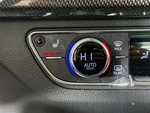 Used 2019 Audi SQ5 Premium Plus w/ Premium Plus Package image 21