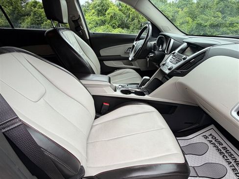 Used 2013 Chevrolet Equinox LT FWD image 18