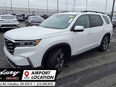 Used 2025 Honda Pilot Elite image 4