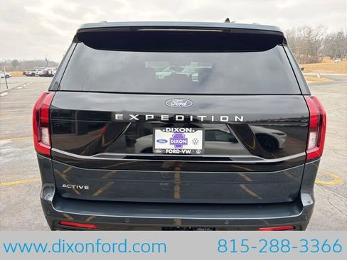New 2026 Ford Expedition Active image 6